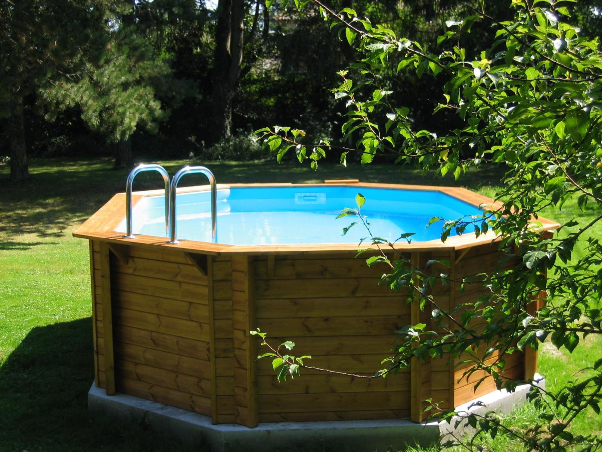 Le Canard Au Parapluie Rouge Bed and Breakfast Célon Exterior foto